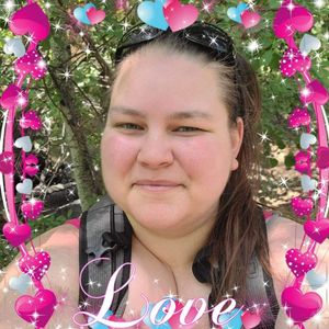 CrystalTaurus2022 profile picture