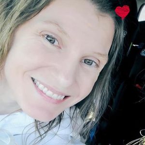 sara profile picture