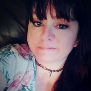 Natalie fallis profile picture