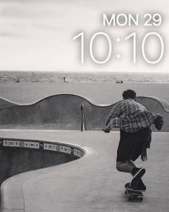 Skateboard in Venice by Ariel