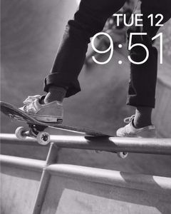 Skater in Venice Beach by Ariel