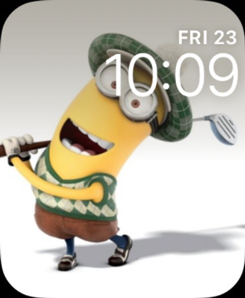 Minion golfing